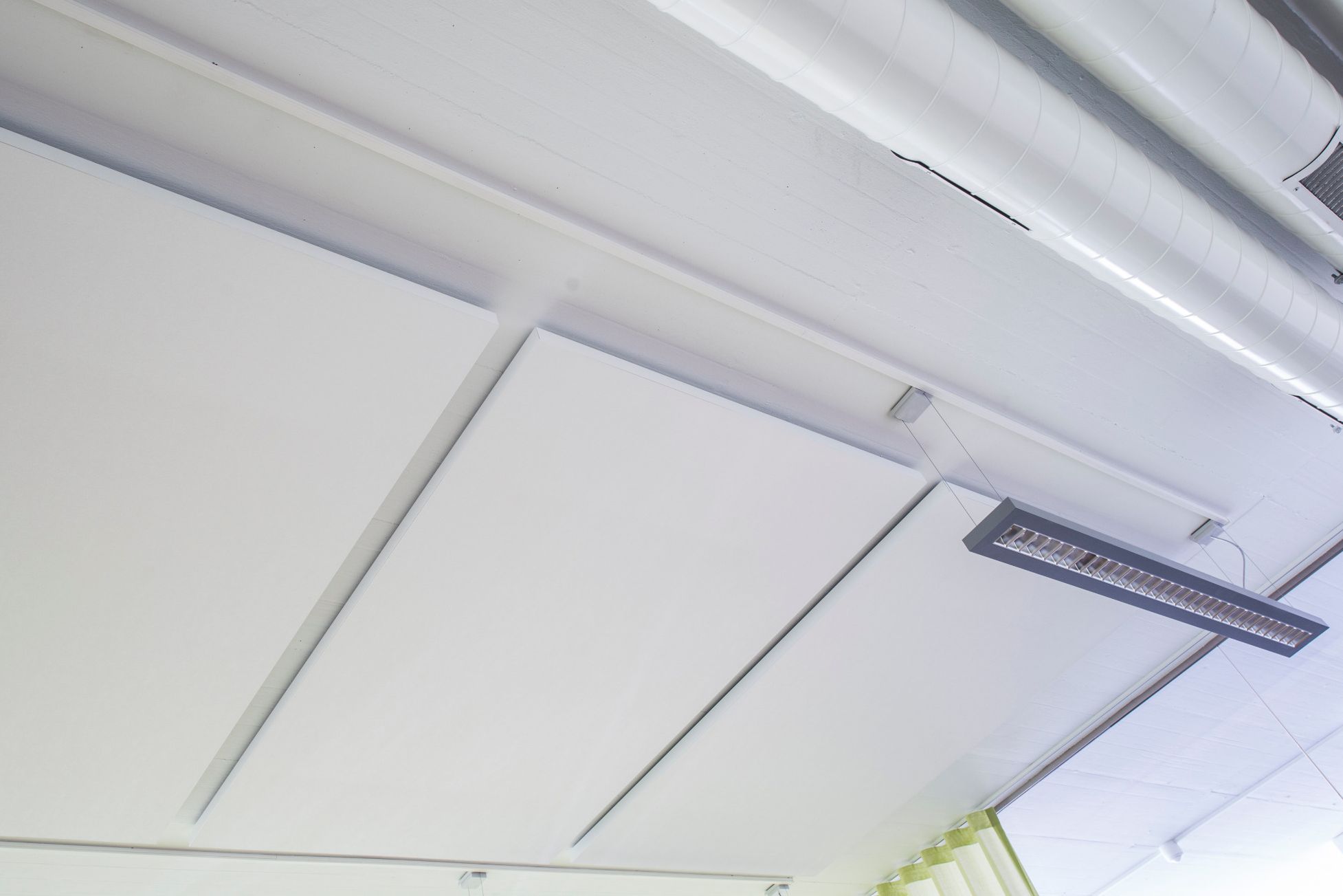 Akustikfotopanele an der Wand